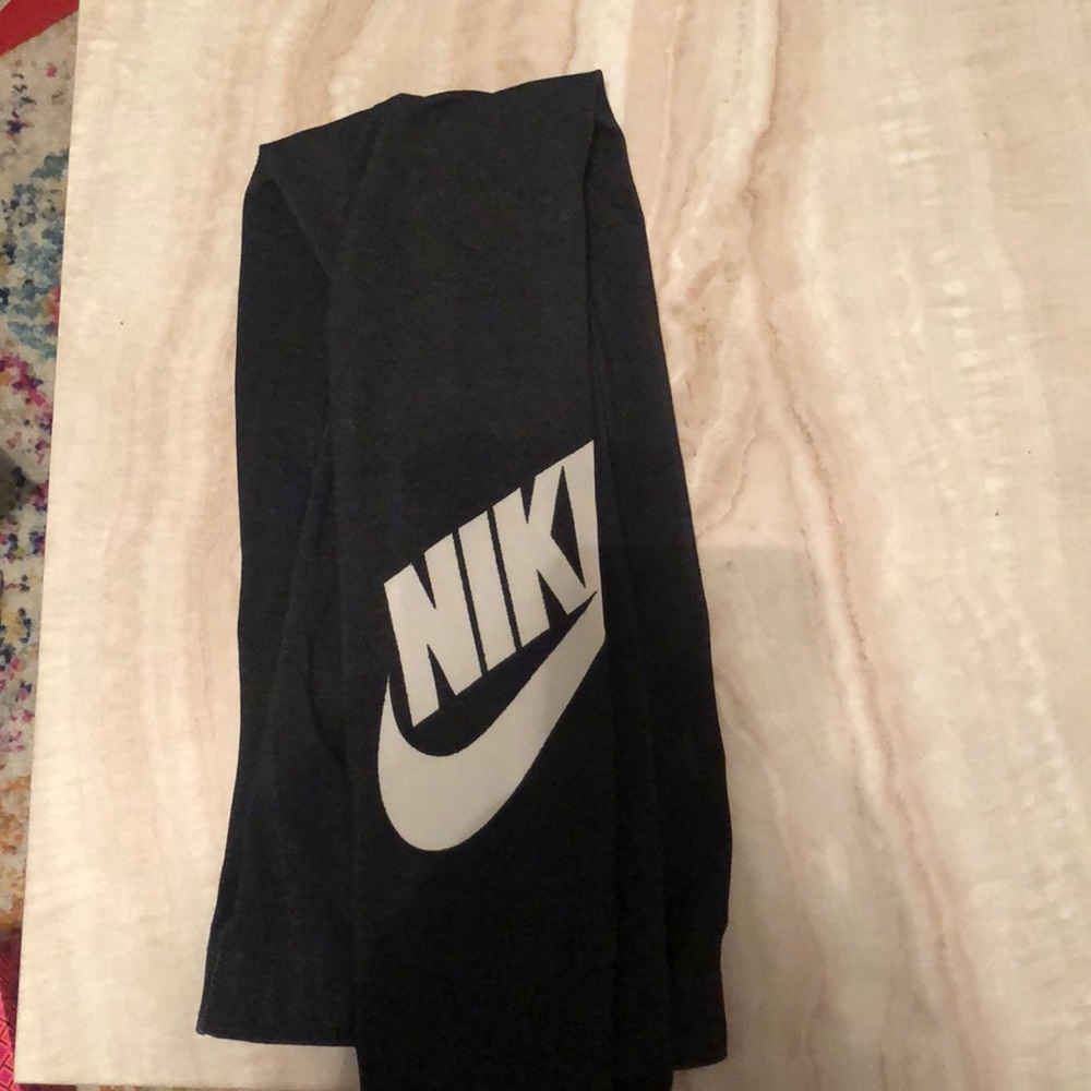 Nike workout leggings